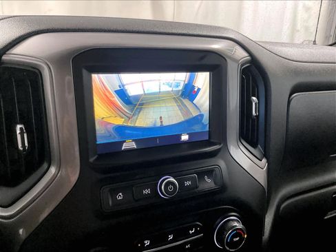 Used 2019 Chevrolet Silverado 1500 Custom w/ Custom Value Package image 19