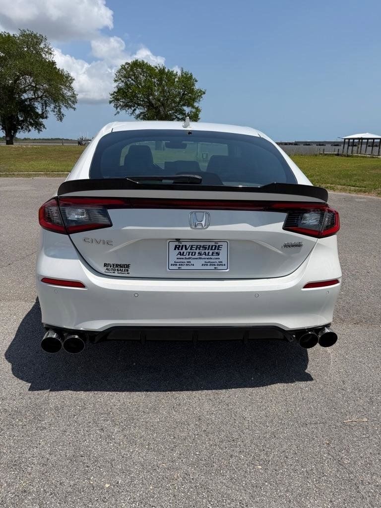 Used 2024 Honda Civic Sport Touring image 4