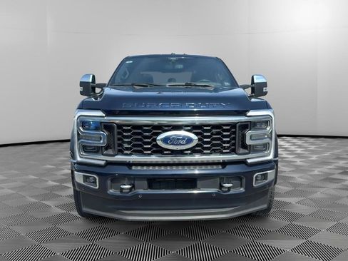 Used 2024 Ford F450 Platinum w/ FX4 Off-Road Package AWD/4WD image 7