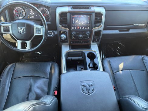 Used 2019 RAM 1500 Laramie w/ Convenience Group image 18