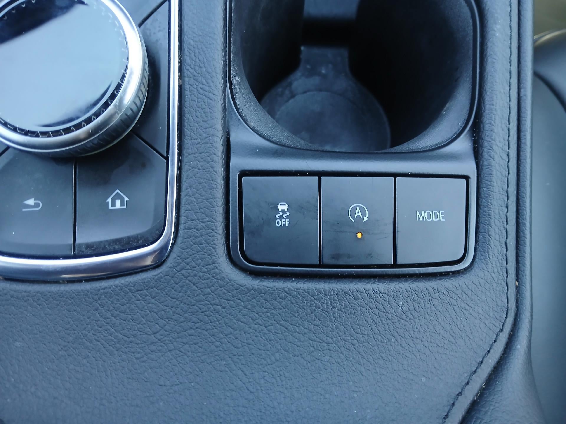 Used 2025 Cadillac XT4 Premium Luxury FWD image 33