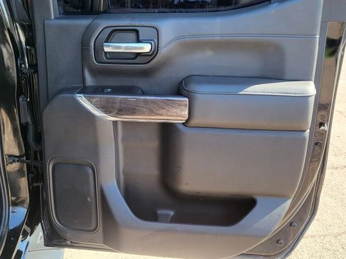 Used 2022 Chevrolet Silverado 1500 LTZ AWD/4WD image 19