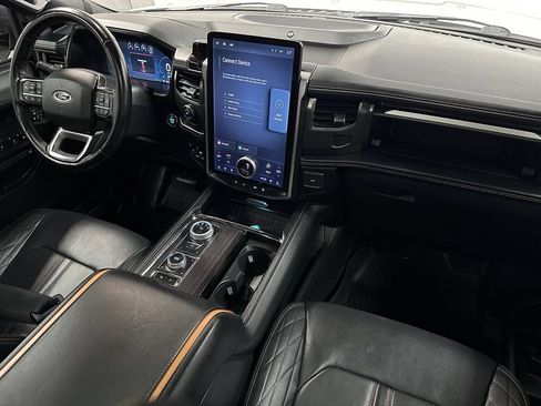 Used 2023 Ford Expedition Max Platinum AWD/4WD image 11