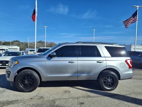 Used 2021 Ford Expedition XLT image 24