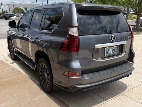 Used 2022 Lexus GX 460 Luxury w/ Sport Design Package AWD/4WD image 11