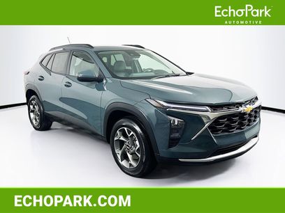 Used 2025 Chevrolet Trax LT