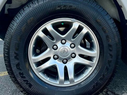 Used 2003 Toyota Sequoia Limited image 25