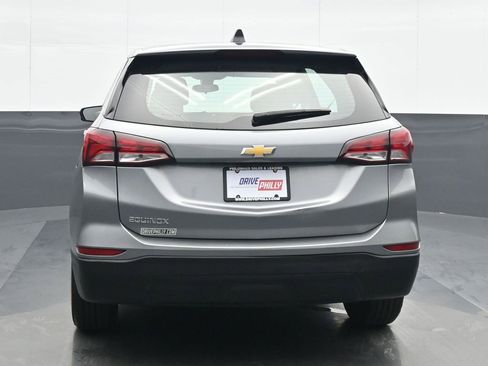Used 2024 Chevrolet Equinox LS image 5