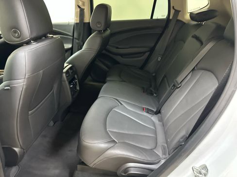 Used 2017 Buick Envision Essence image 18