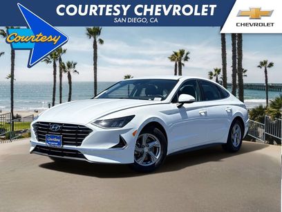 Used 2023 Hyundai Sonata SE w/ Cargo Package