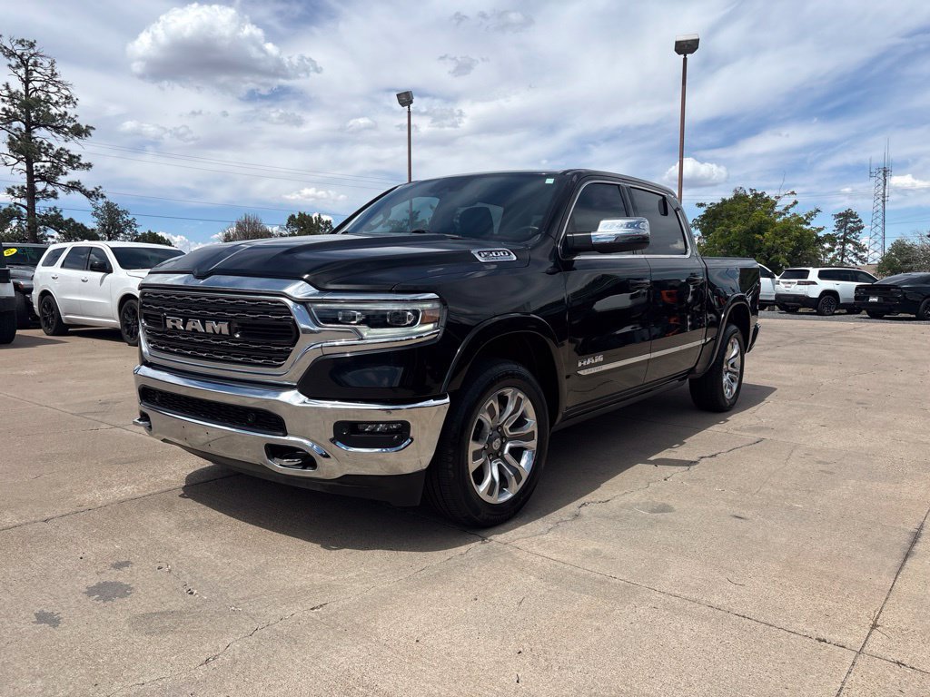 Used 2023 RAM 1500 Limited AWD/4WD image 2