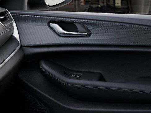 New 2025 Jeep Grand Cherokee Altitude image 25