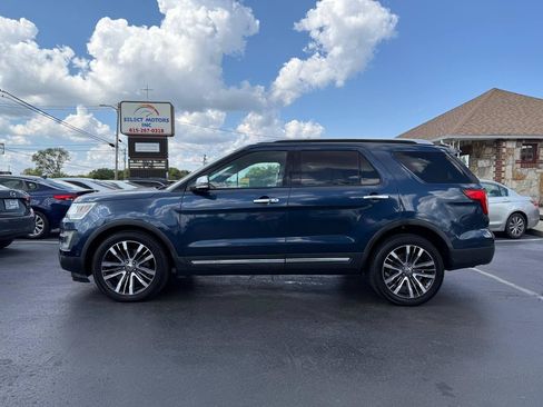Used 2016 Ford Explorer Platinum AWD/4WD image 3