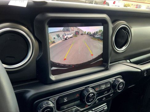 Certified 2022 Jeep Wrangler Unlimited Rubicon 4xe w/ Safety Group image 21