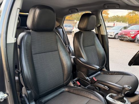 Used 2016 Buick Encore FWD image 19