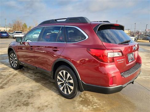 Used 2015 Subaru Outback 2.5i Limited image 5