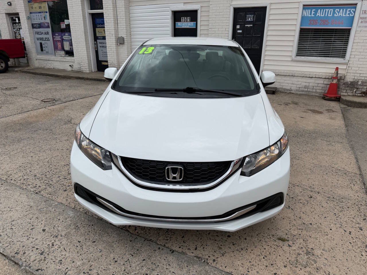 Used 2013 Honda Civic LX image 2