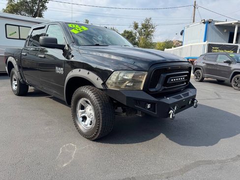 Used 2017 RAM 1500 ST w/ SXT Appearance Group image 2