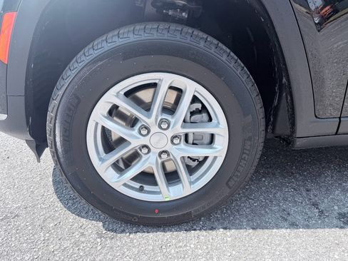 New 2026 Jeep Grand Cherokee L Laredo RWD image 32