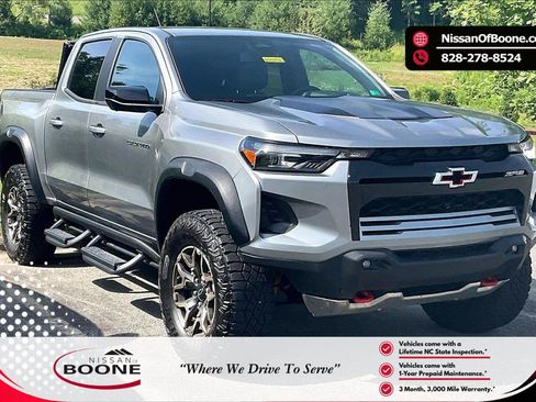 Used 2024 Chevrolet Colorado ZR2 w/ ZR2 Convenience Package III AWD/4WD image 1