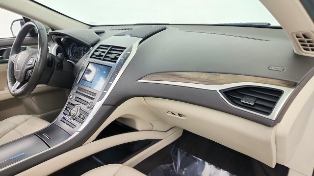Used 2018 Lincoln MKZ Reserve w/ Technology Package FWD image 38