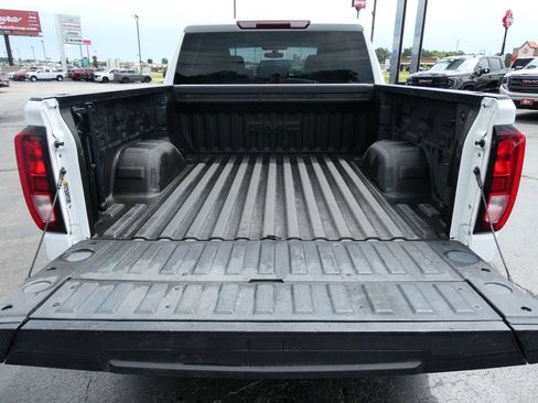 Certified 2022 GMC Sierra 1500 Elevation w/ X31 Off-Road Package AWD/4WD image 18
