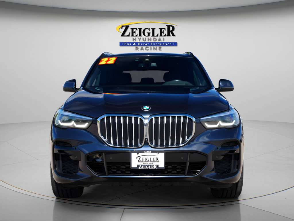 Used 2022 BMW X5 xDrive40i w/ Premium Essential Package AWD/4WD image 2