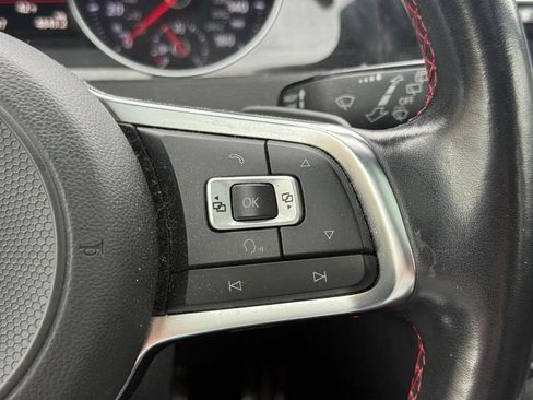 Used 2018 Volkswagen GTI Autobahn image 15