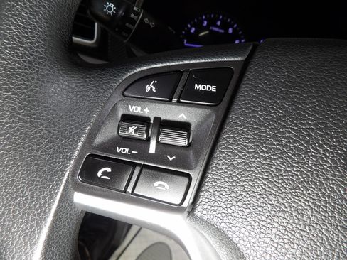 Used 2019 Hyundai Tucson SE FWD image 19