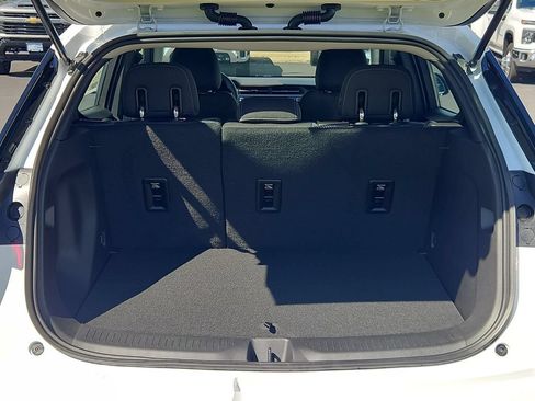 New 2027 Chevrolet Bolt LT FWD image 24