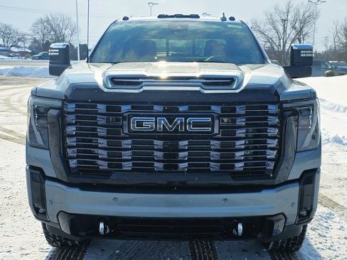 New 2026 GMC Sierra 2500 Denali Ultimate w/ LPO, Black Badging Package image 2