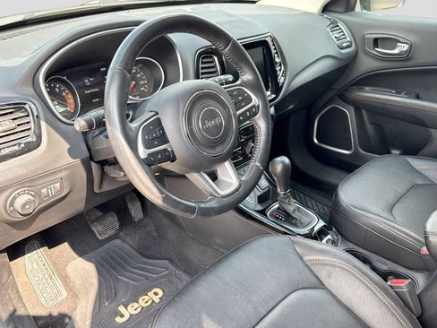 Used 2021 Jeep Compass Limited AWD/4WD image 2