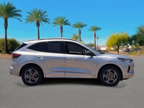 Certified 2024 Ford Escape ST-Line AWD/4WD image 6