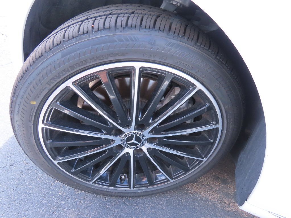 Used 2019 Mercedes-Benz C 300 Sedan image 15
