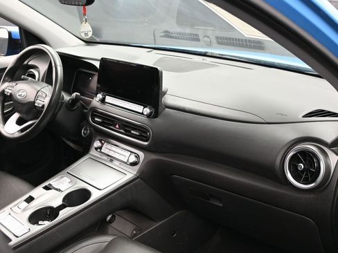 Used 2023 Hyundai Kona Limited image 33