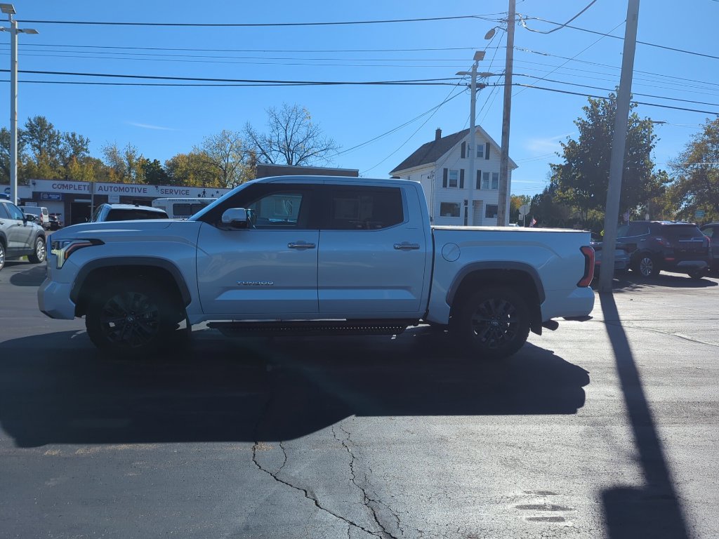 Used 2024 Toyota Tundra Limited AWD/4WD image 5