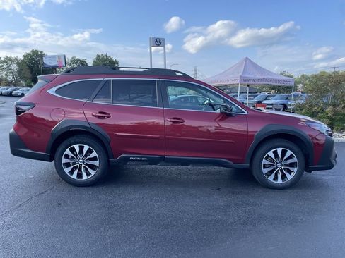 Certified 2025 Subaru Outback Limited XT AWD/4WD image 4