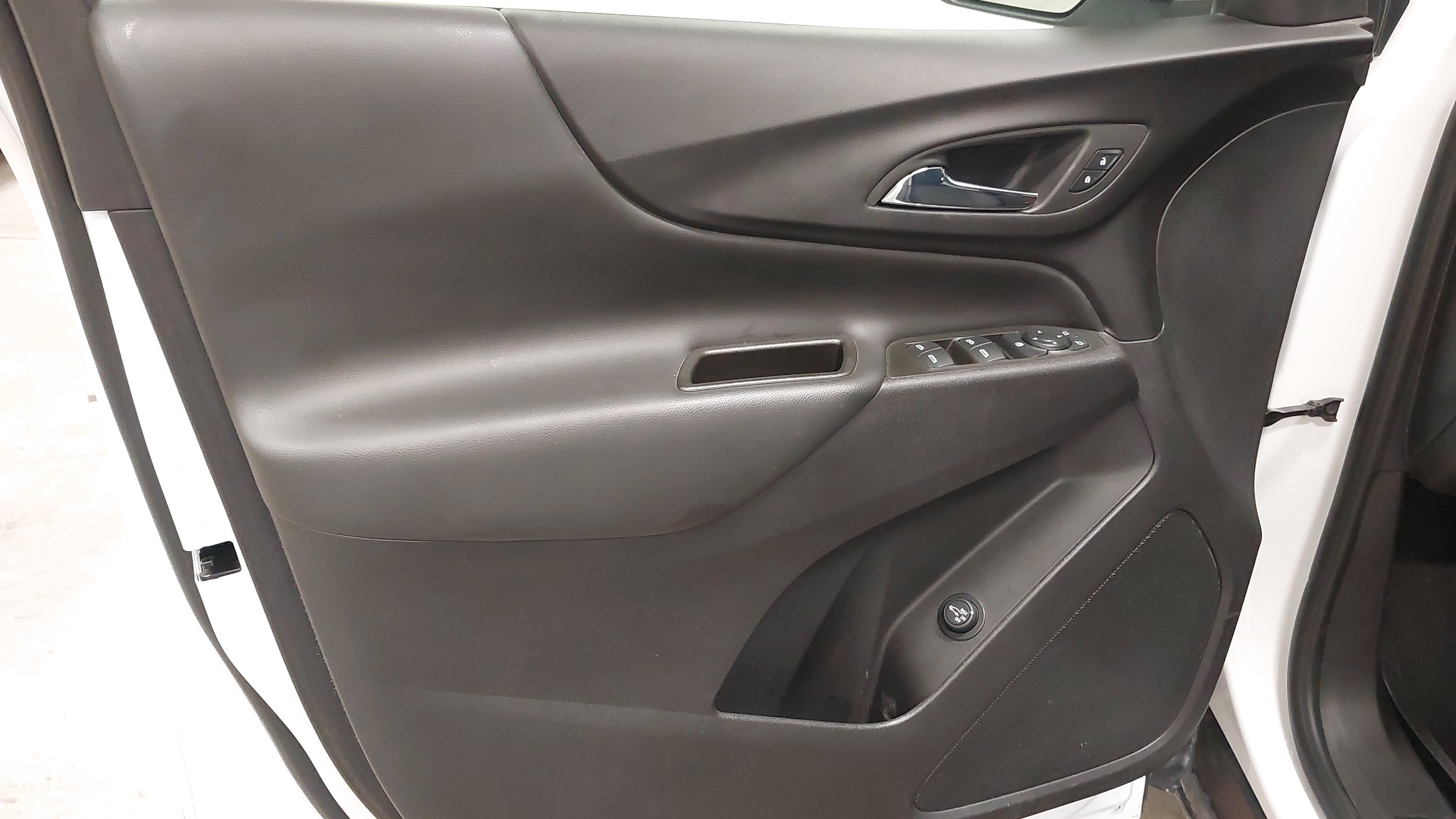 Certified 2024 Chevrolet Equinox LT AWD/4WD image 24