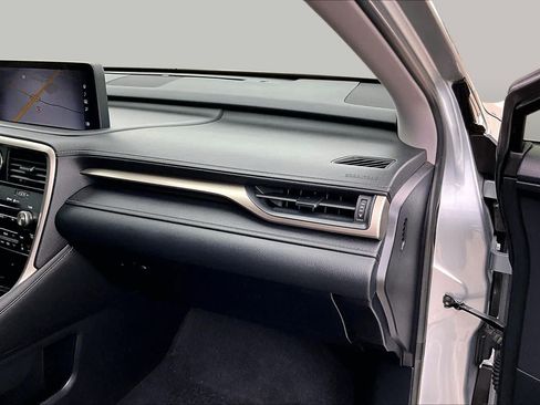 Used 2022 Lexus RX 350L FWD w/ Premium Package image 18
