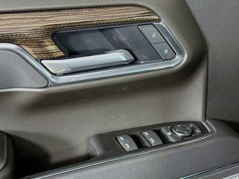 New 2026 Chevrolet Silverado 1500 LT Trail Boss w/ Convenience Package II AWD/4WD image 16