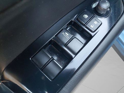 Used 2017 MAZDA CX-5 Touring w/ Preferred Equipment Package image 19