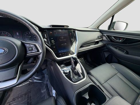 Used 2020 Subaru Outback Limited image 26