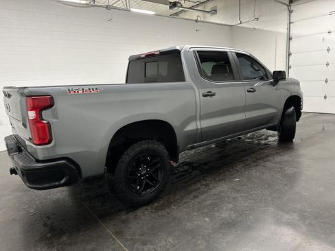 Used 2021 Chevrolet Silverado 1500 LT Trail Boss w/ Convenience Package II image 9