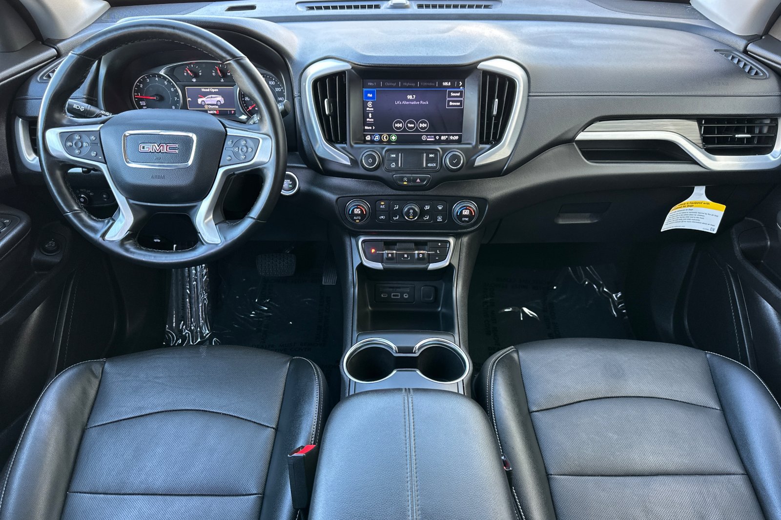 Used 2024 GMC Terrain SLT w/ Elevation Edition FWD image 16
