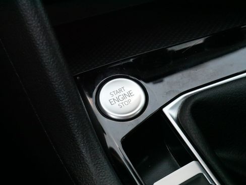 Certified 2024 Volkswagen Taos S AWD/4WD image 30