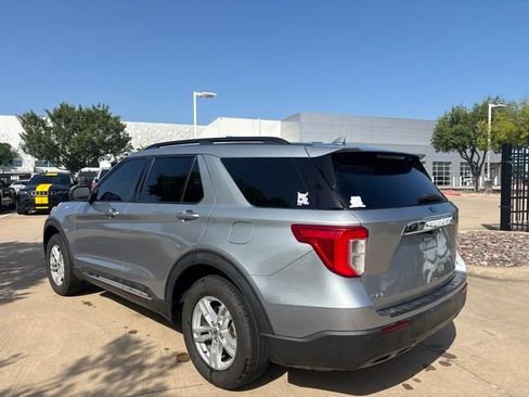 Used 2020 Ford Explorer XLT RWD image 7