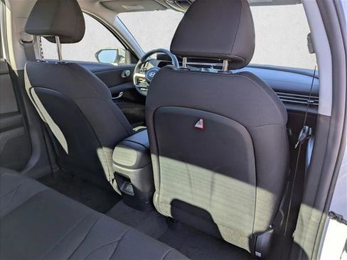 New 2026 Hyundai Elantra SE w/ Cargo Package image 28