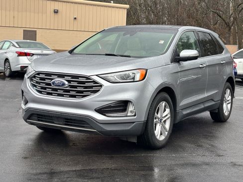 Used 2020 Ford Edge SEL w/ Convenience Package image 2