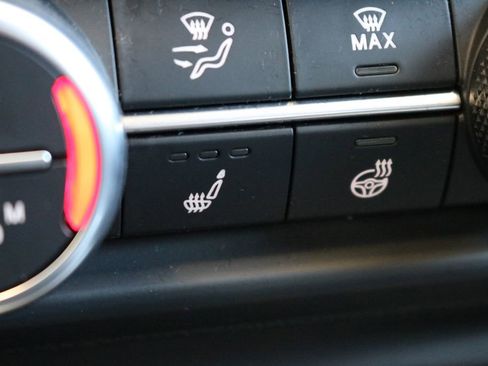 New 2025 Alfa Romeo Giulia AWD w/ Veloce Package AWD image 40