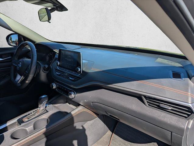 Used 2022 Nissan Altima 2.5 SR w/ Midnight Edition Package FWD image 27